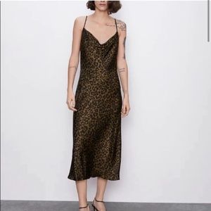 SOLD ✨ Zara leopard print dress